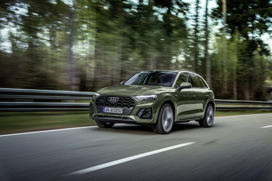  Audi Q5 40 TDI Quattro S-Line 2020 года  (WW) (фото 4 из 89)
